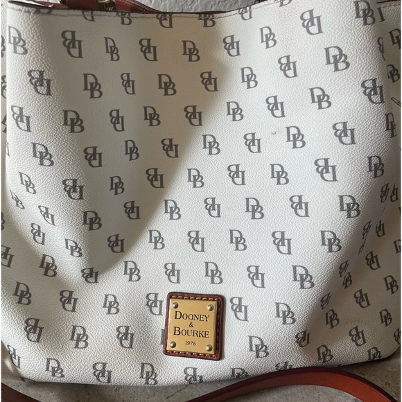 Dooney & Bourke Handbags - Dooney and Bourke Gretta Brenna handbag